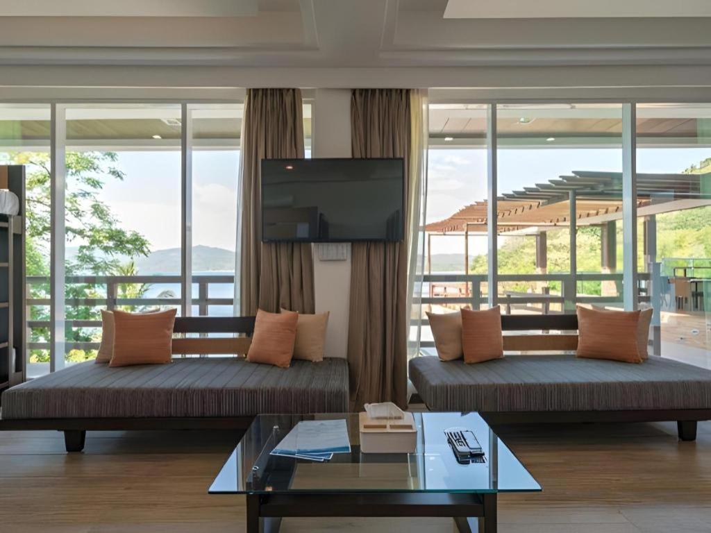 Anilao Awari Bay Resort Batangas Exterior foto